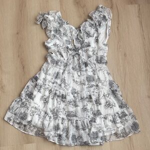 Francesca's Collections Black and White Floral Dress